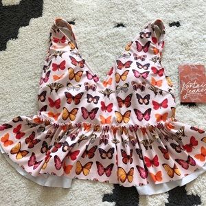 Kortni Jeane vneck top